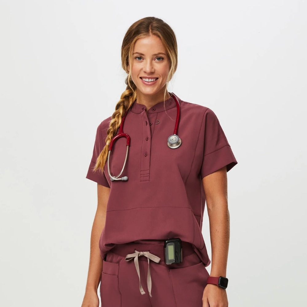 Figs Dark Cherry Manilla top